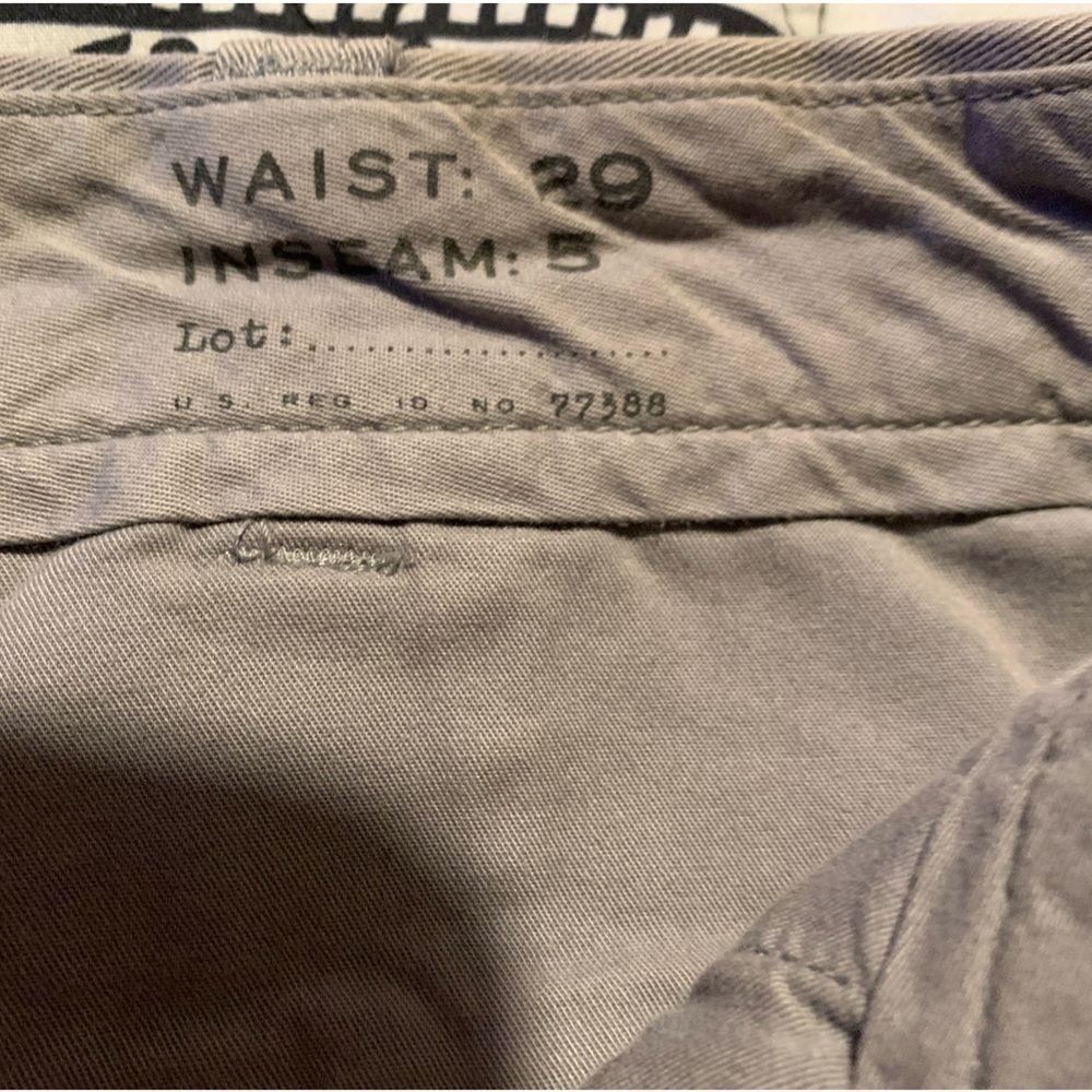 EUC J Crew Stanton version shorts 29” waist 5” inseam khaki color with pockets - Picture 4 of 5